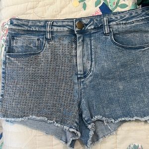 Teen vogue size 11 studded and distressed jean shorts excellent condition!